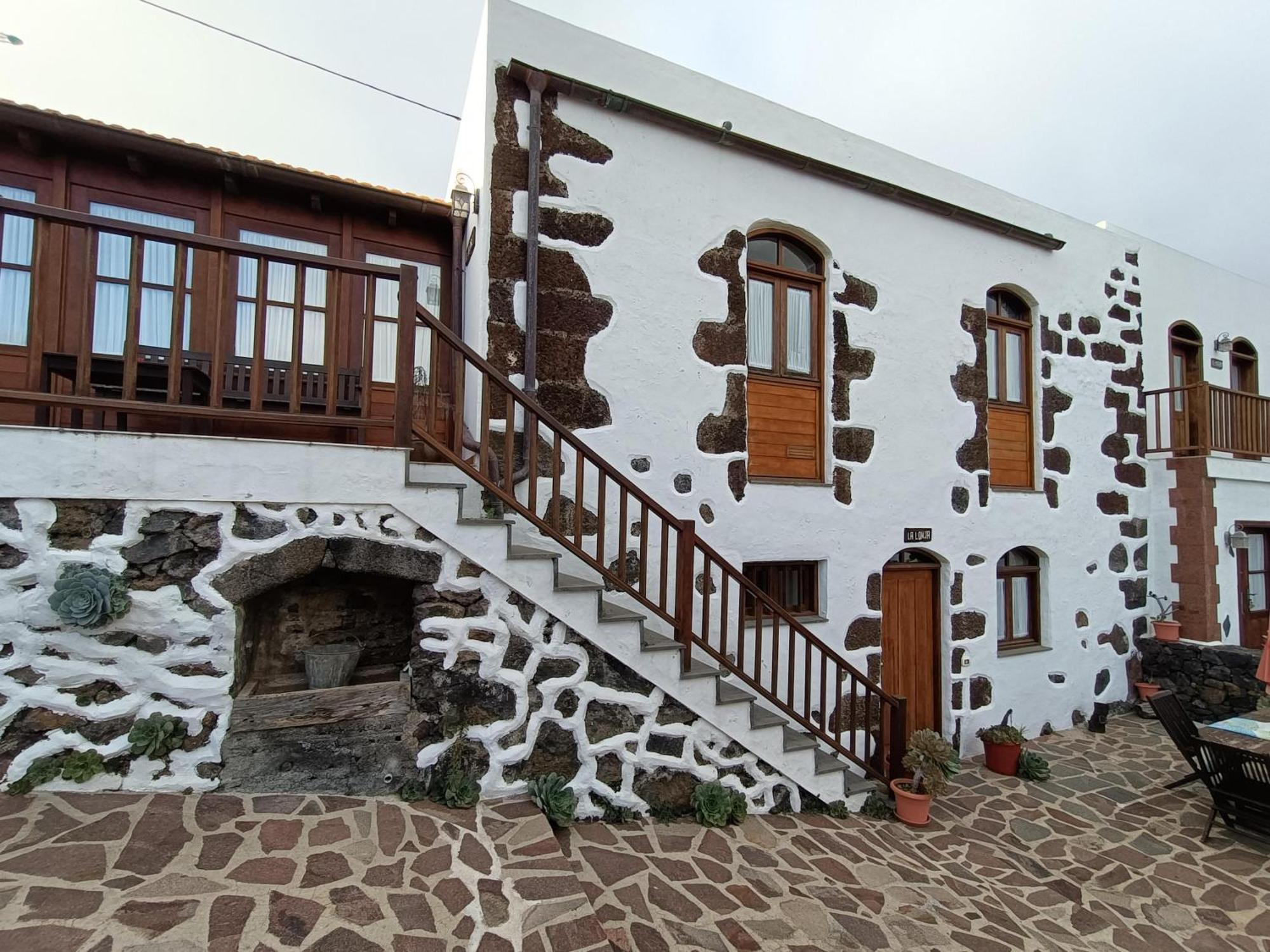 Las Casas Del Abuelito Julian & La Abuela Leonor Isora Exterior photo